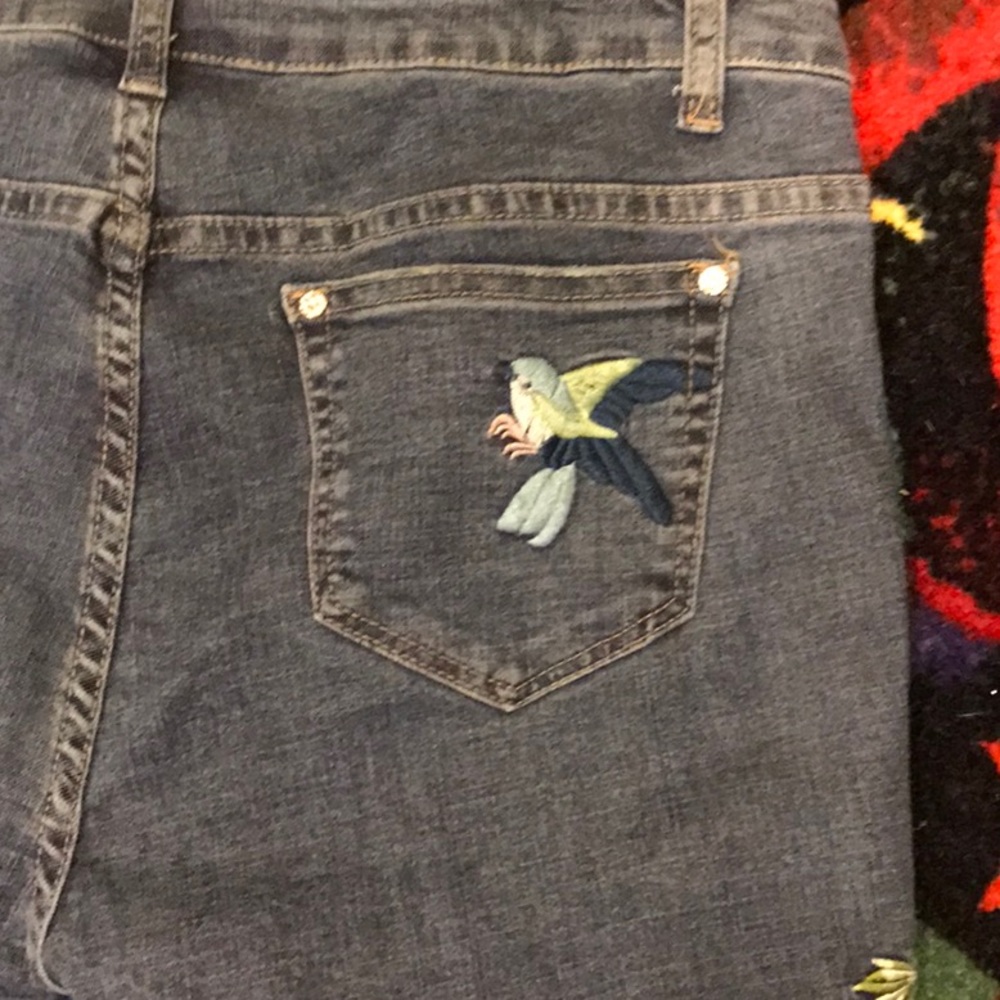 Jeans - Picture 3 of 3
